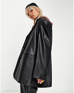 Черный блейзер в стиле oversized из искусственной кожи Topshop