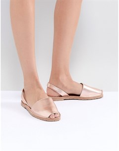 Кожаные сандалии цвета розового золота Solillas®