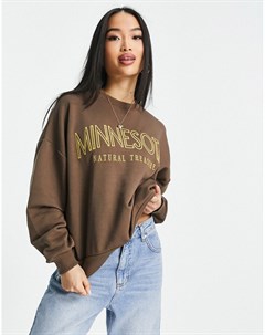 Коричневый oversized свитшот с вышитой надписью Minnesota Stradivarius