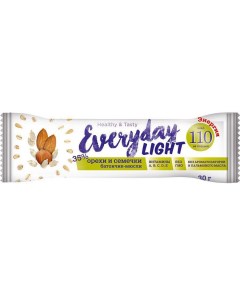 Батончик мюсли Light С орехами и семечками 30 г Everyday