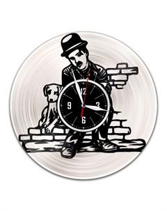 Часы из виниловой пластинки c VinylLab Чарли Чаплин с серебряной подложкой (c) vinyllab
