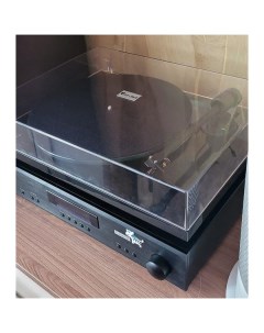 Виниловый проигрыватель Pro Ject T1 Phono SB Piano Black OM 5e уценённый товар Pro-ject