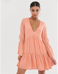 Розовое ярусное свободное платье Missguided